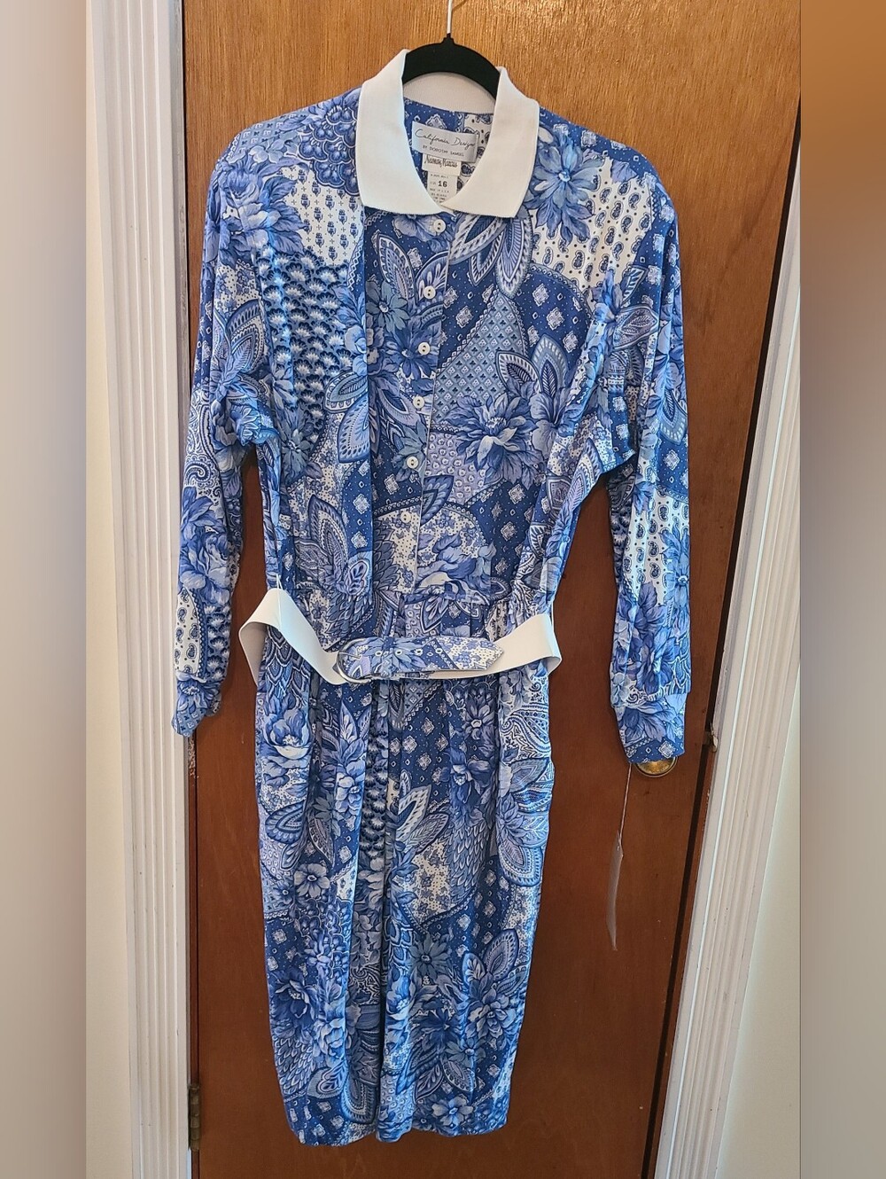 California Design By Dorothy Samual Blue Paisley Floral Collared Dress
